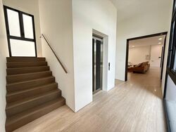 Henry Park (D10), Detached #559892781